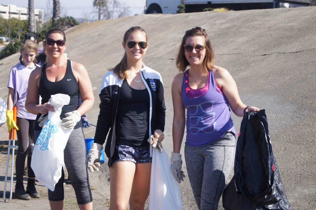 San Diego volunteers