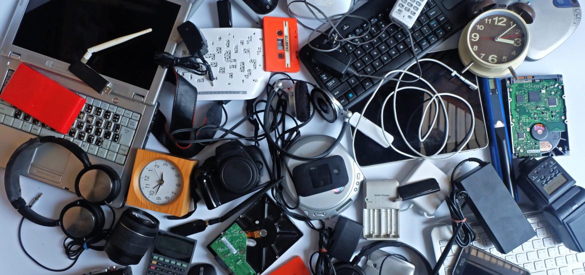 Pile,Of,Used,Electronic,Waste,On,White,Background,,Reuse,And